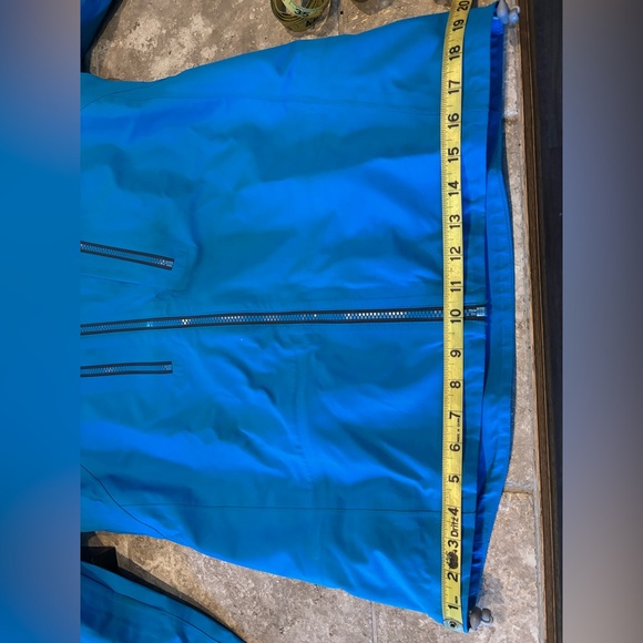 STRAFE Ski Jacket - Picture 8 of 9